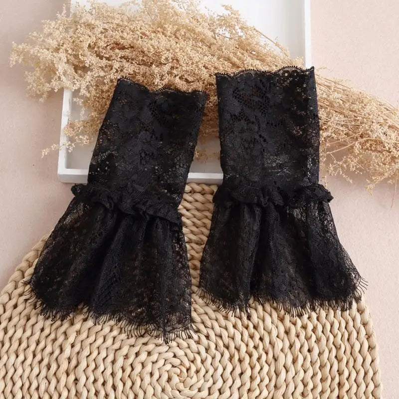 Elegant Detachable Wedding Cuffs for Women Bridal Wrist Cuffs with Lace Pleated Design Cuffs for Wedding Dress and Formal Attire